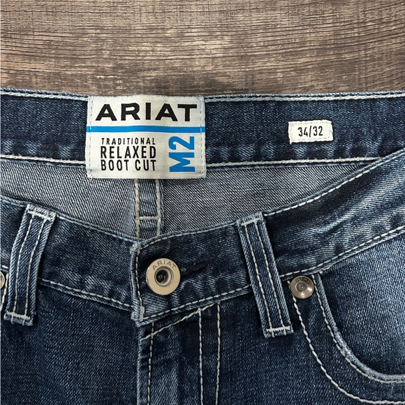 Men’s Ariat M2 Jeans - Picture 3 of 3